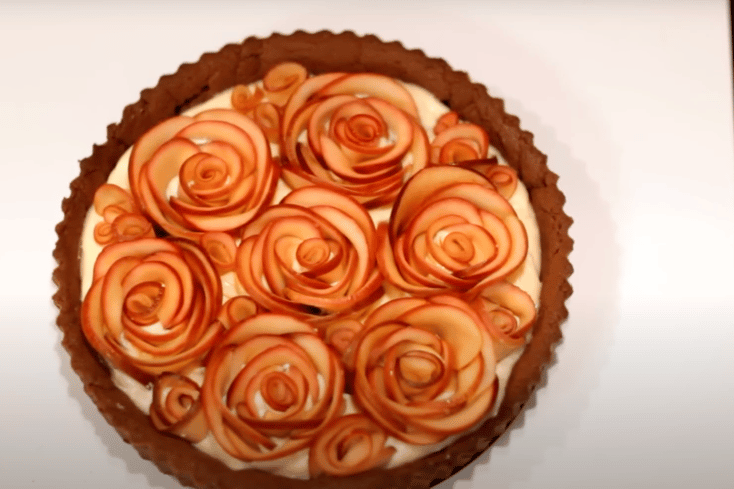 Apple Rose Tart Using Dining Hall Ingredients